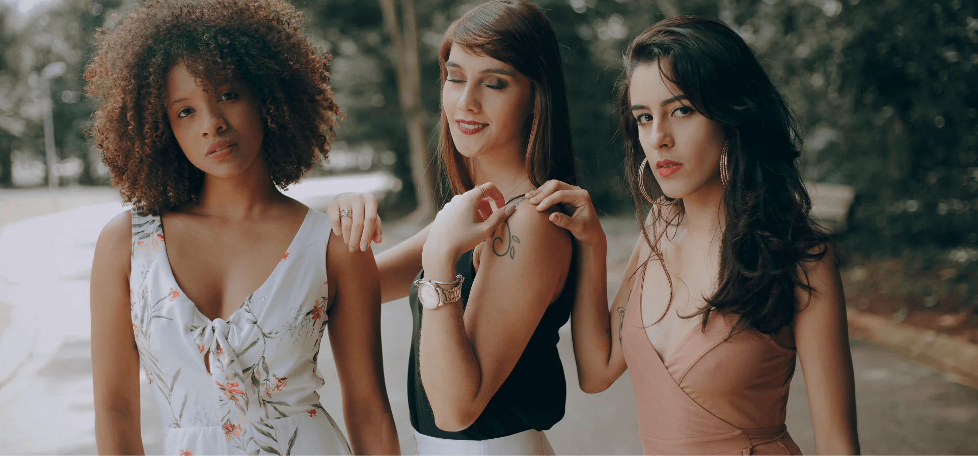 Elegant Women's Fashion Curated to Inspire Style and Self-Confidence